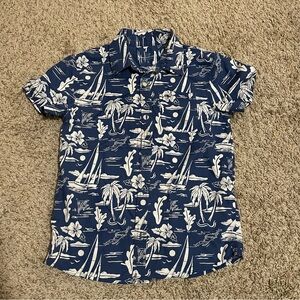 Vineyard Vines Blue and White Sailboat Print Shirt